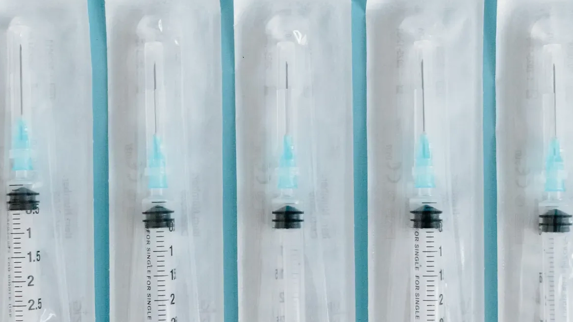1ml インスリン注射器を大量に調達する前に購入者が知っておくべきことは何ですか?